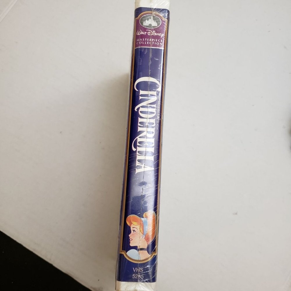 Sealed Cinderella Masterpiece VHS - Picture 6 of 6